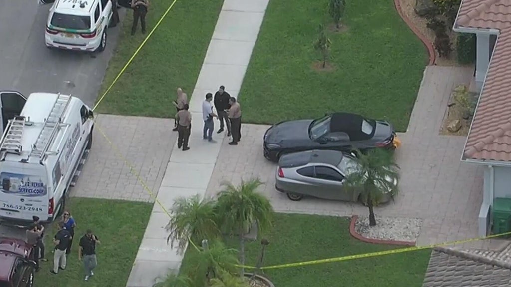 Man dead, woman hospitalized after domestic shooting in southwest Miami-Dade neighborhood, deputies say — CBS Miami, Atlanta Health news