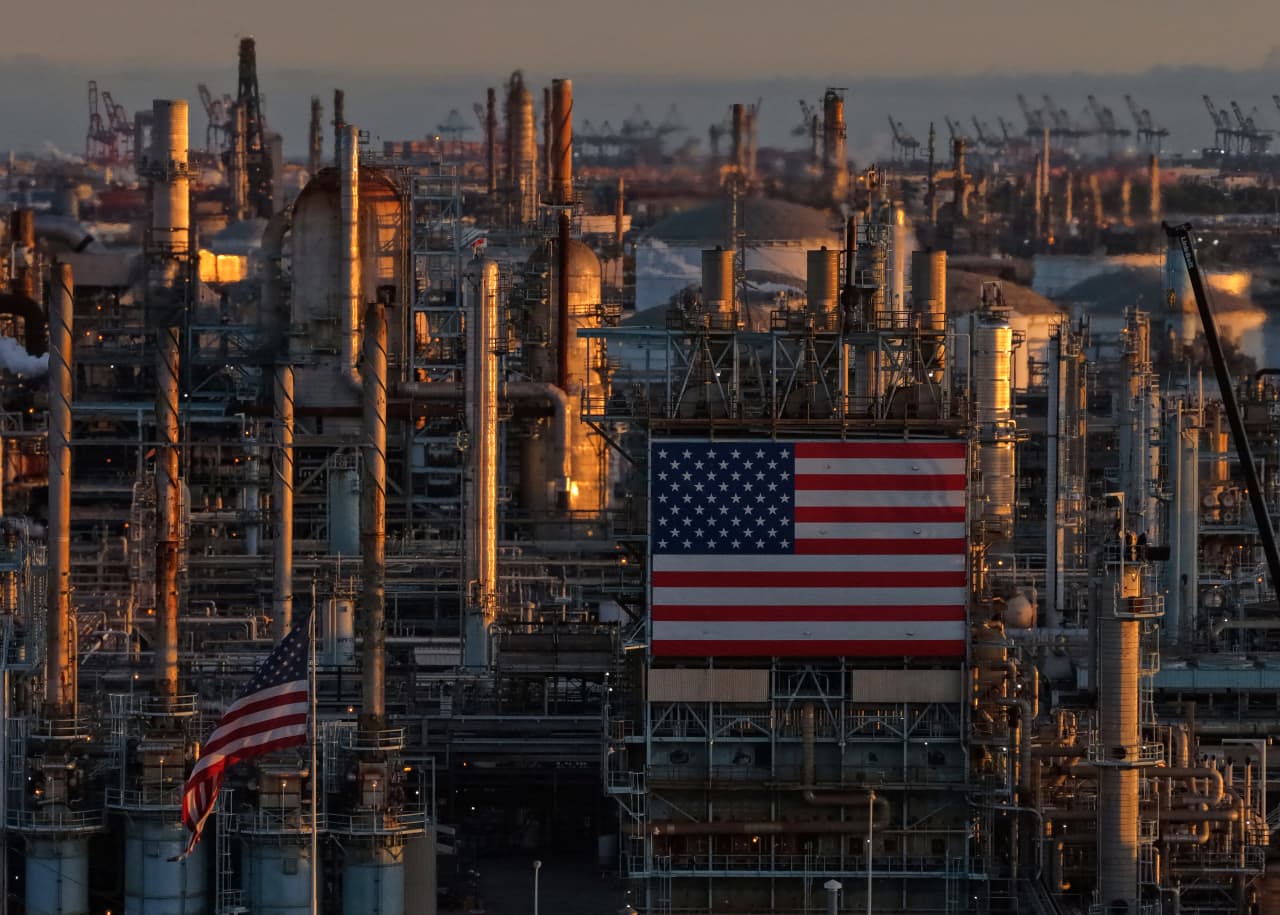 U.S. oil-refinery stocks are up roughly 150% this year. How long could this historic run last? — Atlanta Sports news