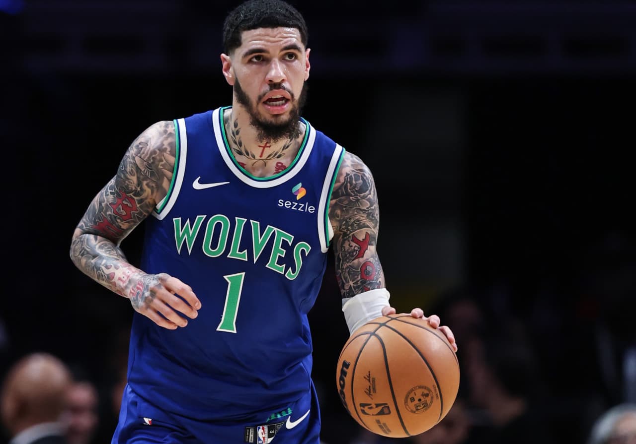 NBA star LaMelo Ball is selling his $2.6 million luxury condo in Charlotte after leaving the Hornets — Atlanta Real Estate news